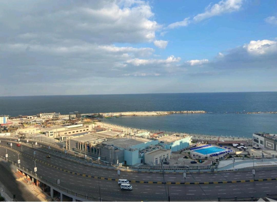 للعائلات فقط The Fardous Apartment Sea View 亚历山大港 外观 照片